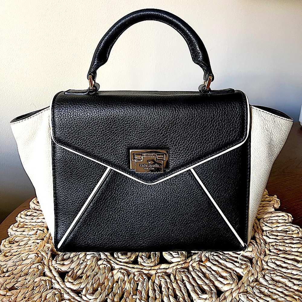 kate spade Wesley Place Laurel Black & Cream Crossbody Small Purse Handbag